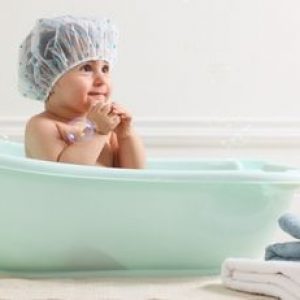 Do Baths Help Babies Sleep? Here’s What You Need to Know