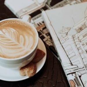 What Happens to Your Body If You Drink Five Cups of Coffee vs Tea Daily for a Month