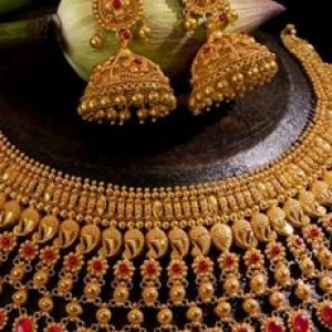 Gold Price Drops in Chennai Today; 22 Carat Gold Down ₹20, Silver Falls ₹5